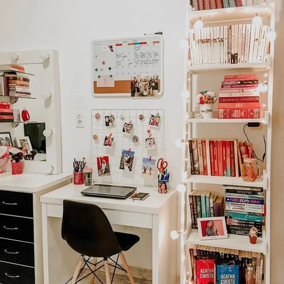9 Ornamen Kamar untuk Introver. Meski Sikap Sering Dianggap Dingin, Hawa Kamarnya Tetap Hangat 17