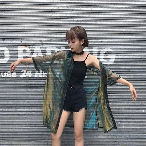9 Fashion Ala Korea Ini Dianggap Aneh Tapi Sukses Ditiru di Berbagai Negara. Gimana Menurutmu? 17