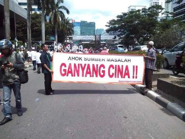 5 Isu Murah dan Recehan yang Selalu Laris Manis Dibahas oleh Warga Indonesia. Nggak Bosen Apa :( 9