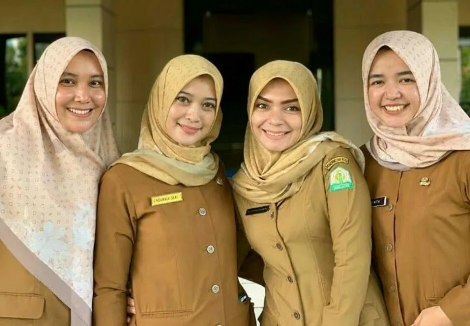 Menilik Gaji PNS Beserta Tunjangannya. Alasan Kenapa ini Sering Disebut-sebut 'Karier Idaman' 10