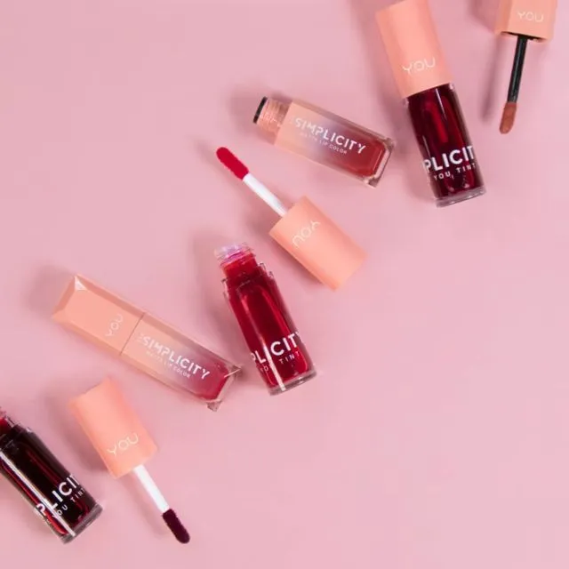 8 Lip Tint Lokal di Bawah 50.000 yang Nggak Nempel di Masker. Murah tapi Awet! 15