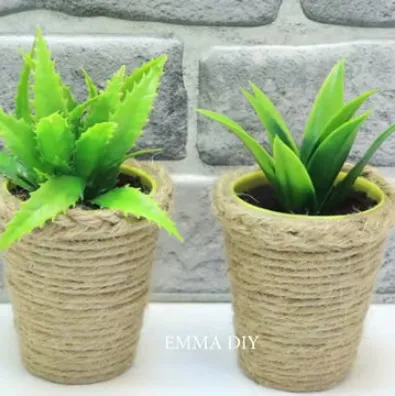 5 Kreasi Gelas Plastik Bekas Es Kopi. Bisa Disulap Jadi Lampu Gantung Sampai Vas Bunga Mini 6