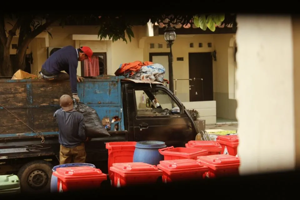 Perjalanan Sampah dari Rumah sampai TPA. Ternyata, Prosesnya Nggak Sesederhana itu, loh! 8