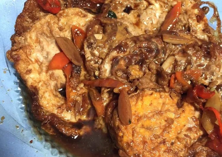 8 Resep Telur Ceplok yang Nggak Cuma Polosan Doang. Bumbunya Lezat, Selera Makan Meningkat! 14