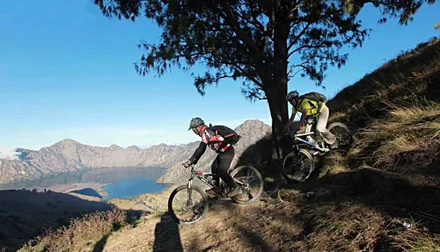 12 Destinasi Wisata Favorit yang Cocok untuk Olahraga Bersepeda. Tertarik Gowes ke Sana? 18