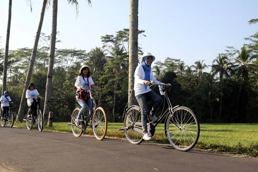 12 Destinasi Wisata Favorit yang Cocok untuk Olahraga Bersepeda. Tertarik Gowes ke Sana? 21