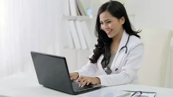 Ini Alasan Kenapa Tulisan Dokter Jelek & Sulit Dibaca 8
