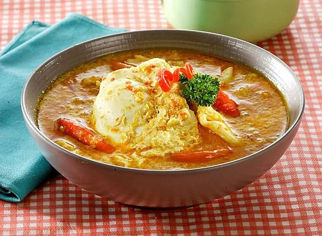 8 Resep Telur Ceplok yang Nggak Cuma Polosan Doang. Bumbunya Lezat, Selera Makan Meningkat! 13