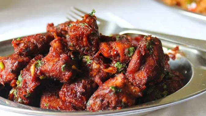 8 Resep Ayam Goreng dari Bumbu Lengkuas Sampai Kecap Pedas. Racikan Ungkepnya Beda Semua 15