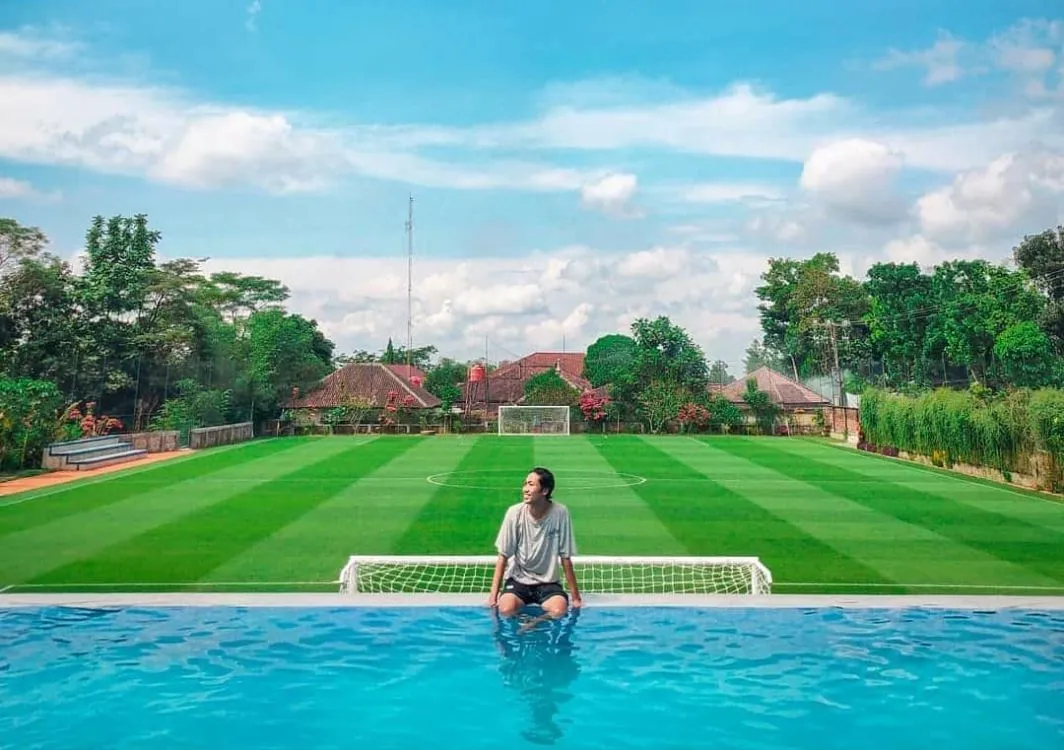 Wah, Ada Lapangan Bola Berstandar Internasional di Boyolali. Nggak Kalah Sama Stadion Liga Inggris! 9