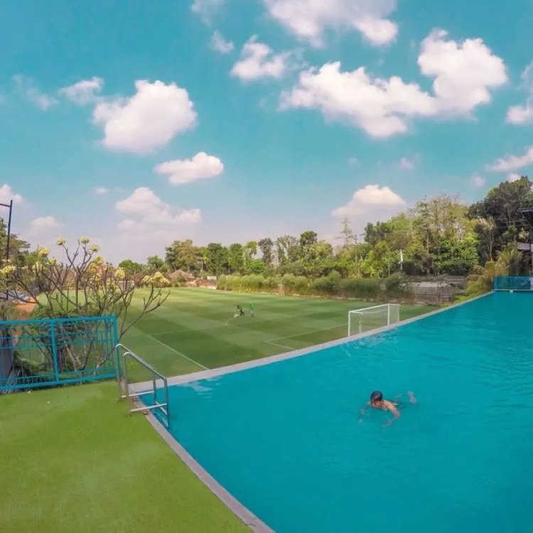 Wah, Ada Lapangan Bola Berstandar Internasional di Boyolali. Nggak Kalah Sama Stadion Liga Inggris! 7