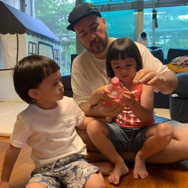 Ilmu Parenting Berharga dari 5 Appa Terkece Korea. Dari Kang Gary sampai Ko Ji Yong! 7
