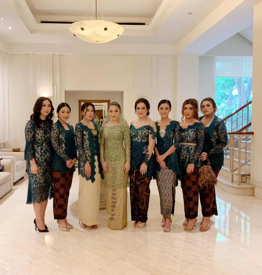 Resmi Dilamar di Hadapan Keluarga, Nikita Willy Siap Melangkah ke Jenjang Pernikahan 4