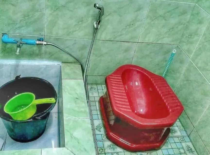 11 Potret Kocak Orang Salah Pasang Perabot Rumah. Semua Hal itu Emang Butuh Perhitungan yang Matang! 17