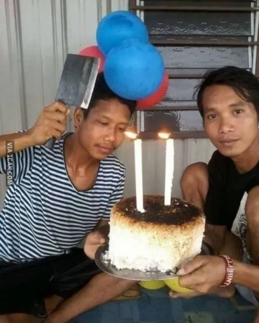 11 Potret Ulang Tahun yang Akan Selalu Diingat. Hari Bahagia yang Penuh dengan Kekonyolan 17