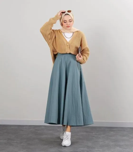 Tampil Rapi dan Formal Nggak Melulu Kaku, Para Hijaber Ini Jadi Buktinya! 13