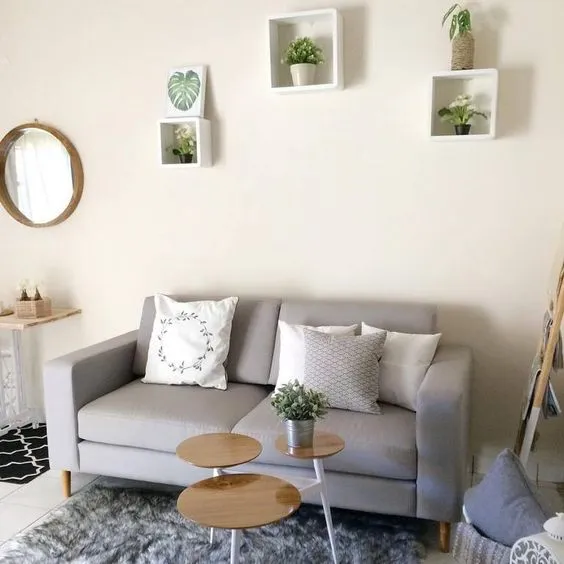 9 Trik Memilih Sofa Ruang Tamu untuk Rumah Sempit. Sofa Pastel Bentuk Memanjang Adalah Kunci 17