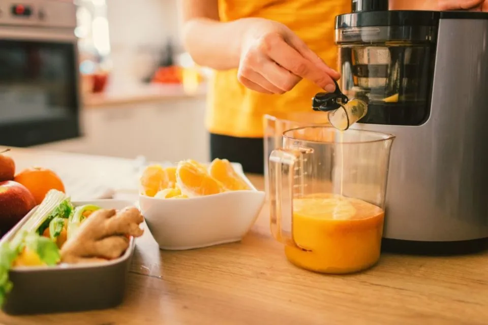 Perbedaan Cold-Pressed Juice Dibandingkan Jus Biasa, Kenapa sih Bisa Lebih Mahal? 6