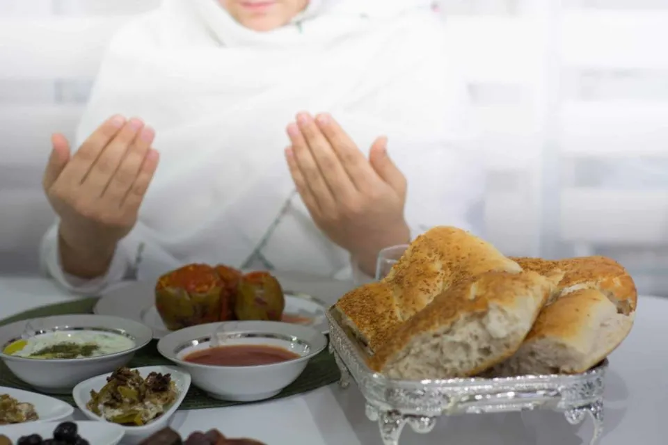 Puasa Arafah, Puasa Sebelum Idul Adha yang Menghapus 2 Tahun Dosa. Niatkan Nanti Malam, ya! 14