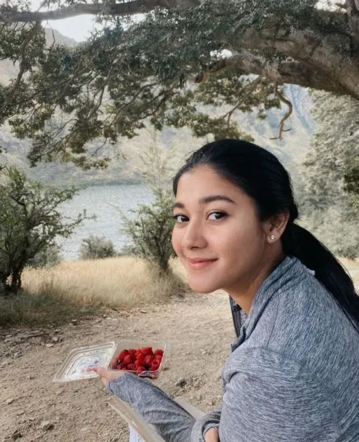 Berwajah Cute, Siapa Sangka 8 Artis ini Usianya Sudah Menginjak 30-an 16