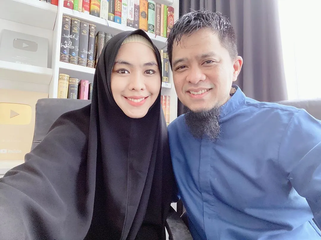 10 Artis Indonesia yang Taaruf Sebelum Menikah. Pacarannya Setelah Sah 16