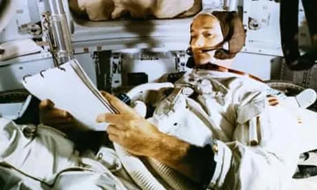Kenalan Sama Astronot Michael Collins, Sering Disebut Manusia Paling Kesepian dalam Sejarah 4