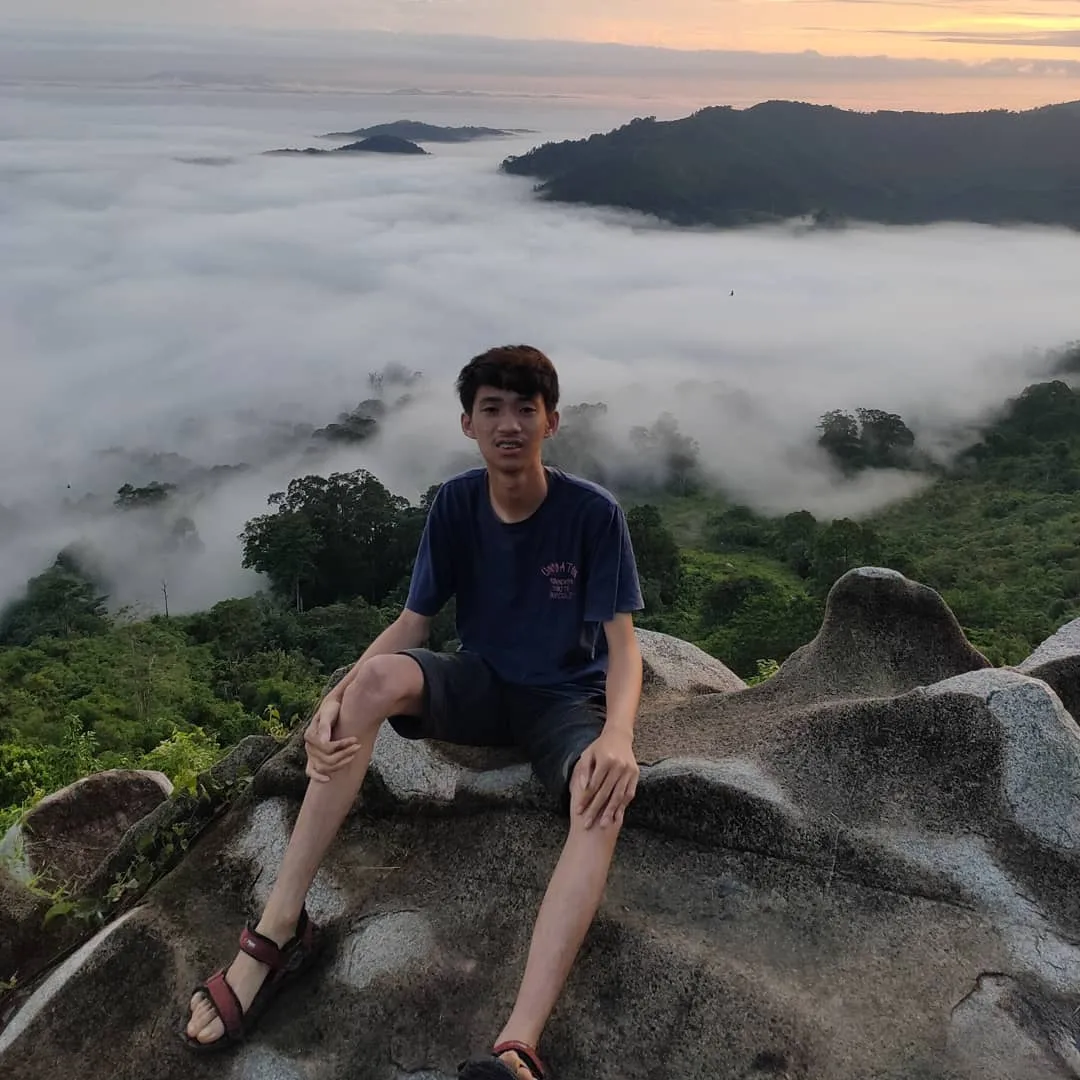 10 Destinasi Wisata yang Menawarkan Keindahan Negeri di Atas Awan. Jadwalin Liburan ke Sini ya! 19