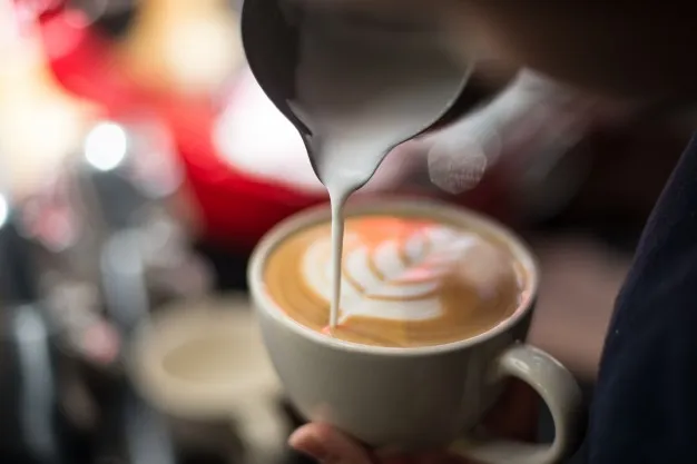 Kenali Penyebab Bocor Halus Keuangan 'Latte Factor'. Dikit-dikit tapi Bikin Nabung jadi Sulit 5