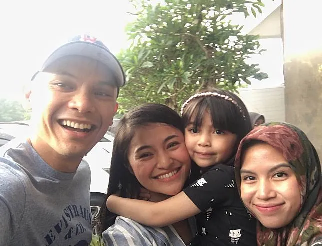 Marshanda Puji Istri Ben Kasyafani sebagai Ibu yang Luar Biasa bagi Anaknya. Rukun Banget! 4