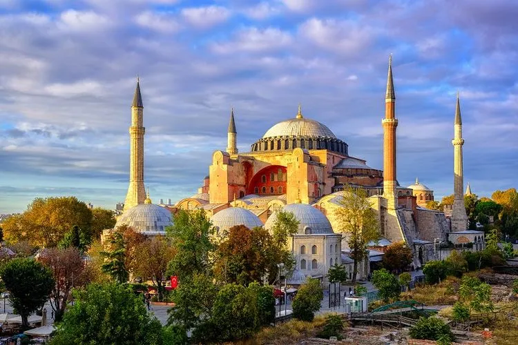 Ramai Diperbincangkan, Berikut 4 Fakta Menarik Hagia Sophia, Museum yang Kembali Dijadikan Masjid 5