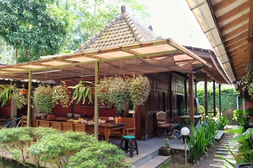 9 Jenis Penginapan yang Namanya Masih Cukup Asing. Ada Guesthouse, Resort, Cottage, dan Lain-lain 10