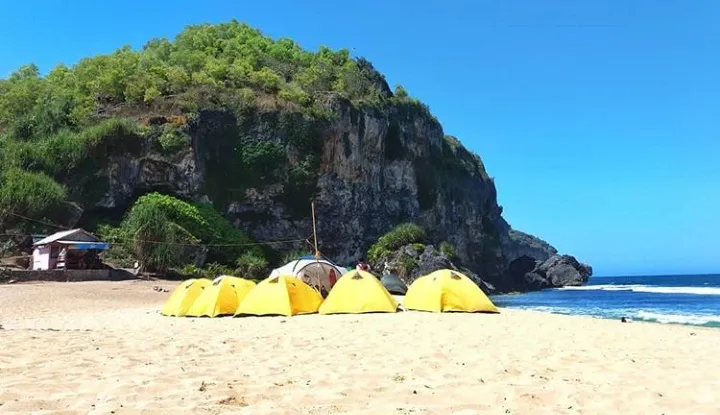 10 Spot Camping yang Keren Banget di Yogyakarta, Biar Lebih Dekat dengan Alam 11