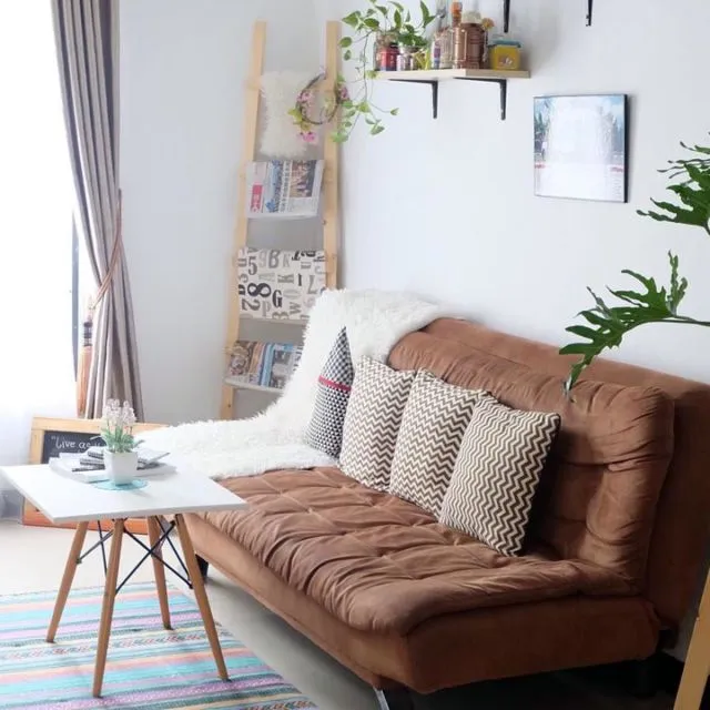 9 Trik Memilih Sofa Ruang Tamu untuk Rumah Sempit. Sofa Pastel Bentuk Memanjang Adalah Kunci 24
