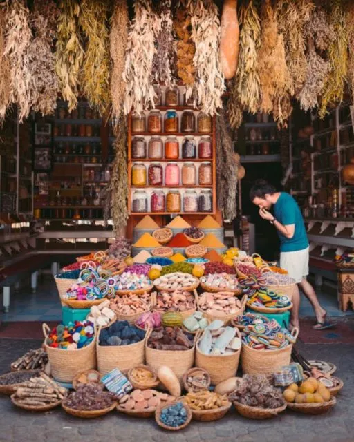 7 Tipe Orang Indonesia Kalau Lagi Nawar Barang. Skill Dewa Milik Ibu-Ibu yang Perlu Kamu Kuasai nih 9