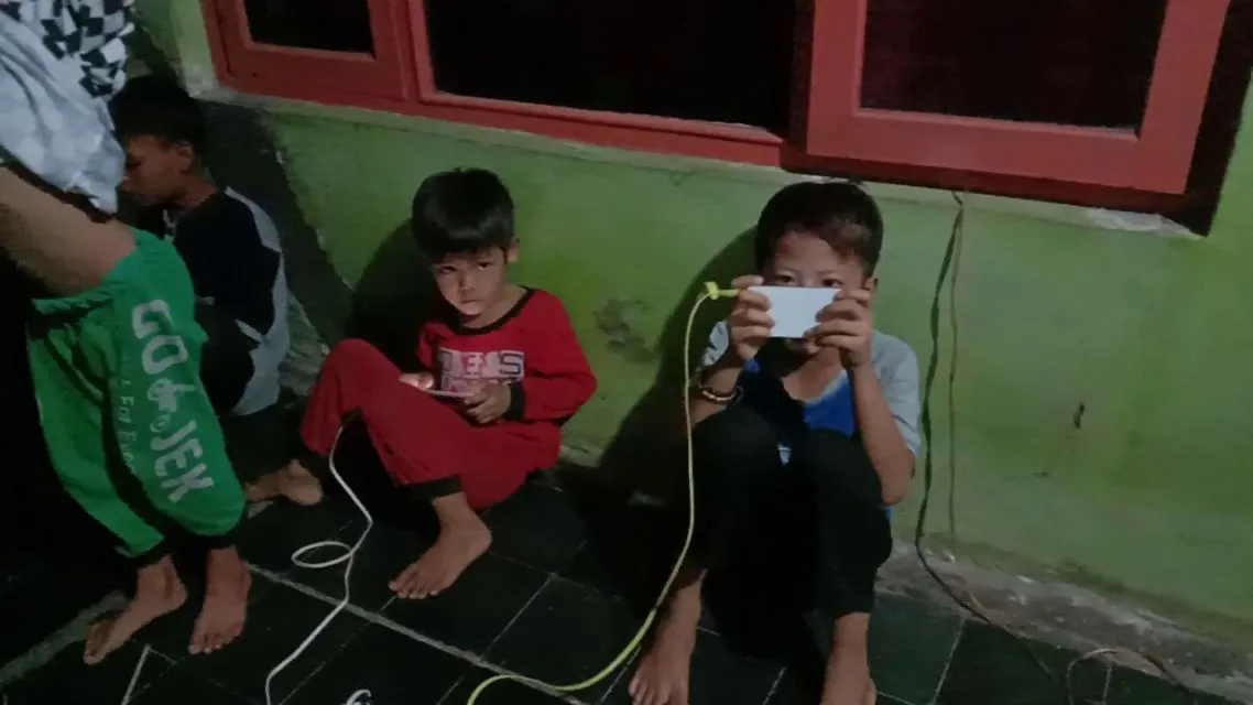 Bagi Penyedia Wi-Fi Gratis untuk Anak Sekolah Belajar Online, ini Tanda Kalau Mereka Lagi Main Game! 6