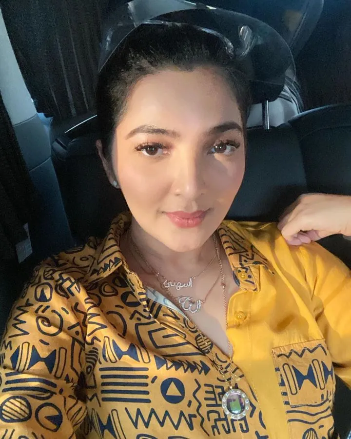 Bikin Salut,10 Artis ini Tetap Melanjutkan Pendidikan Meski Sudah Berumah Tangga. Inspiratif! 11