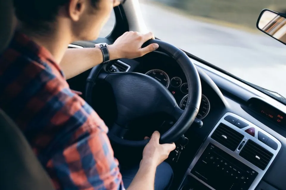 Sebelum Belajar Naik Mobil, Simak 7 Cara Sederhana Ini untuk Pemula 14 cara belajar naik mobil
