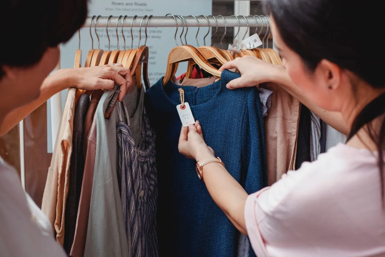 Menjaga Hubungan Pertemanan dengan Cara Mendukung Bisnis. Ingat, Jualan Teman Itu Bukan Sedekah! 6