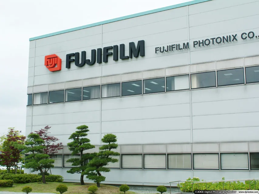 Strategi Pertahankan Bisnis ala Fujifilm; Dari Produk untuk Fotografi Jadi Perawatan Kecantikan! 5