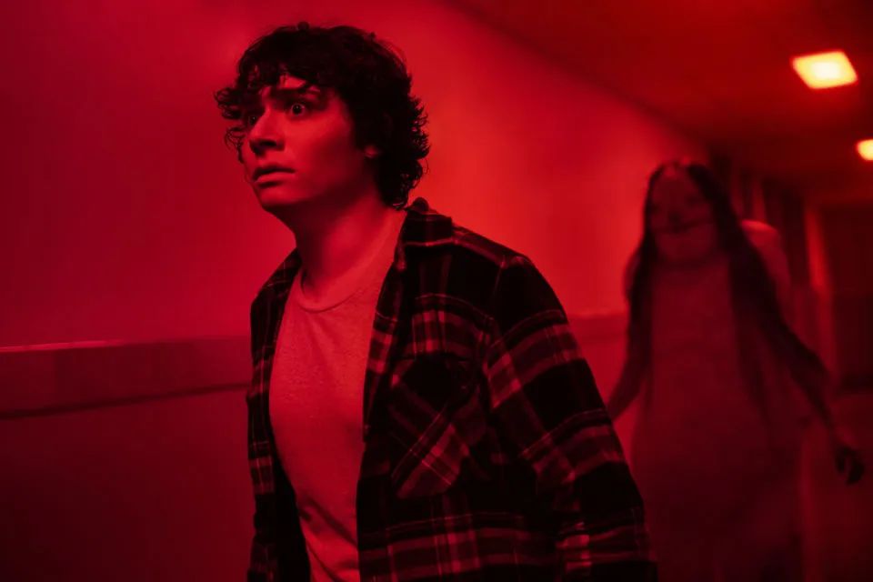 Hal Konyol yang Sering Terjadi dalam Film Horor. Kenapa Selalu Begini sih?! 8