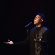 Saat Kamu Lagi Galau, Coba Deh Dengerin 5 Rekomendasi Lagu Ini~