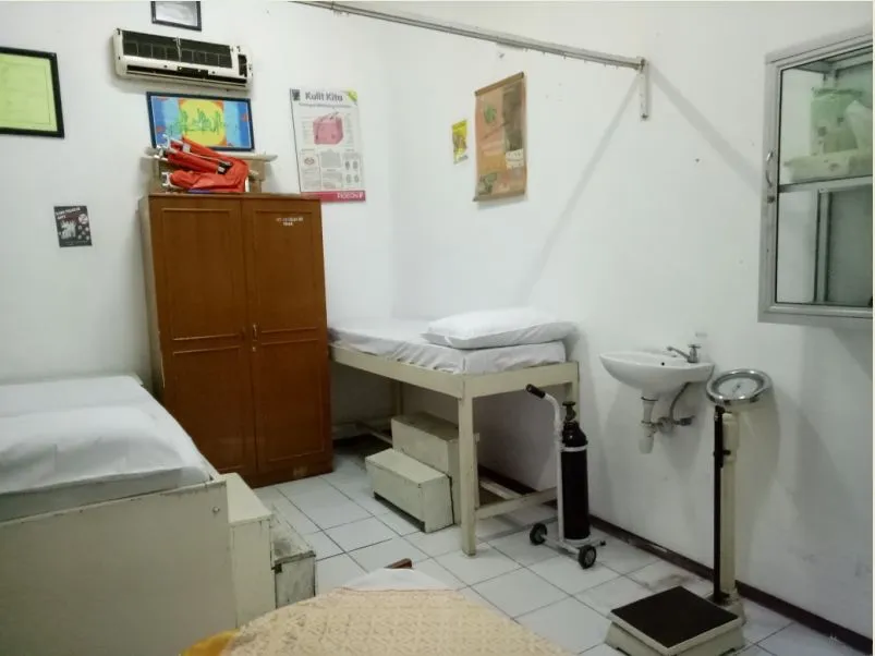 4 Alasan Logis Kenapa Ruang UKS Sekolah Kesannya Selalu Horor. Auto Sembuh Sebelum Masuk Sini~ 6