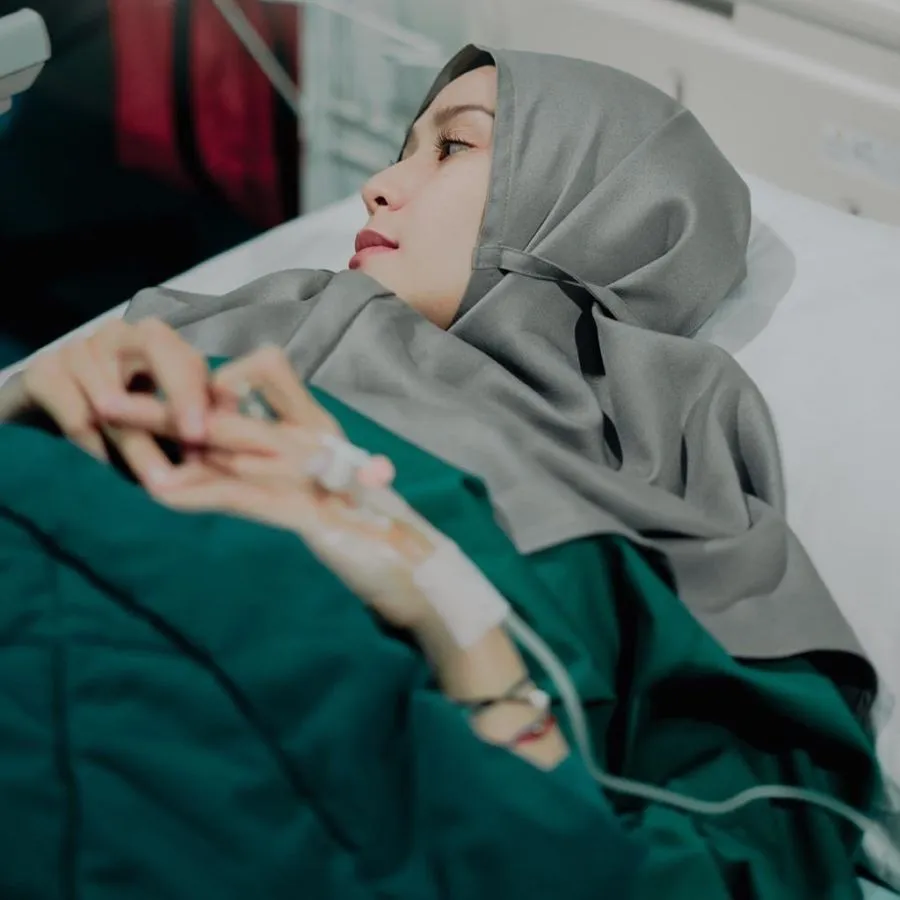 Baru Lahir, Anak Kelima Zaskia Harus Jalani Perawatan dengan Alat Bantu Pernapasan. 4