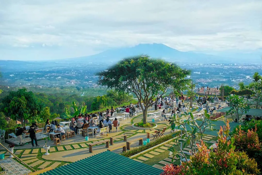 Taman Fathan Hambalang, Destinasi Kekinian di Bogor 6