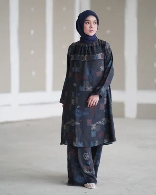 Potret dan Gaya Imut Lesty Kejora yang Lagi Viral di Instagram. Beneran Seimut Itu! 5