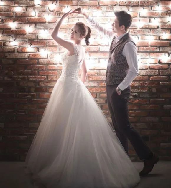 Viral Pernikahan Impian ala Drakor Cewek Banjar dengan Oppa Korea. Ketemunya dari Instagram! 17