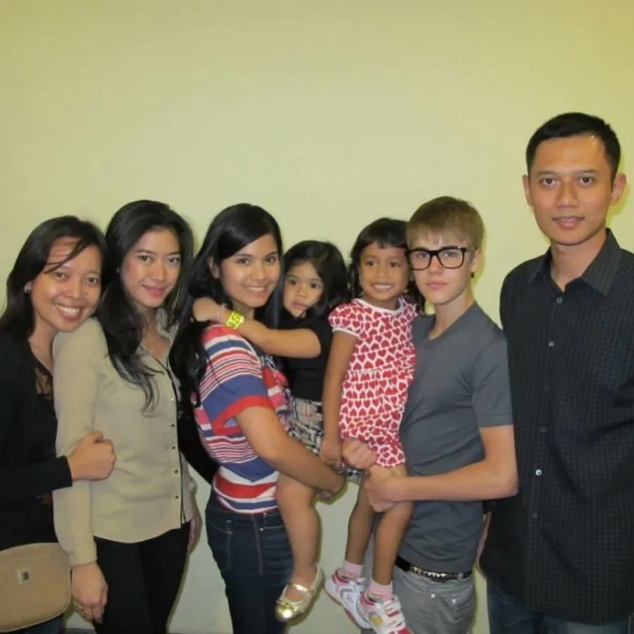 Pernah Jadi Beliebers Garis Keras, Annisa Yudhoyono Unggah Kembali Momen Bareng Justin Bieber 4