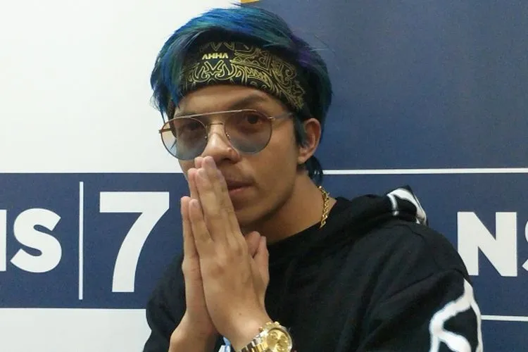 Menebak Misteri di Balik Kegemaran Atta Halilintar Pakai Bandana. Semoga Bisa Membantu~ 10