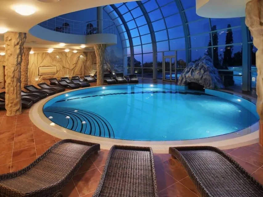 Cara Crazy Rich Isolasi Diri dari Corona di Bungker Mewah. Fasilitasnya Melebihi Hotel Bintang 5! 6
