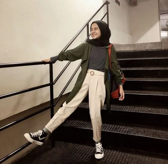 8 Ide Model Cardigan Berwarna Cerah Buat Hijabers. Lucu dan Kekinian Banget! 14